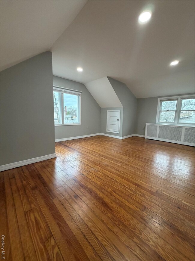 Building Photo - 7 S Atlantic St