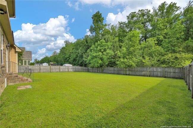 Building Photo - 427 W Summerchase Dr