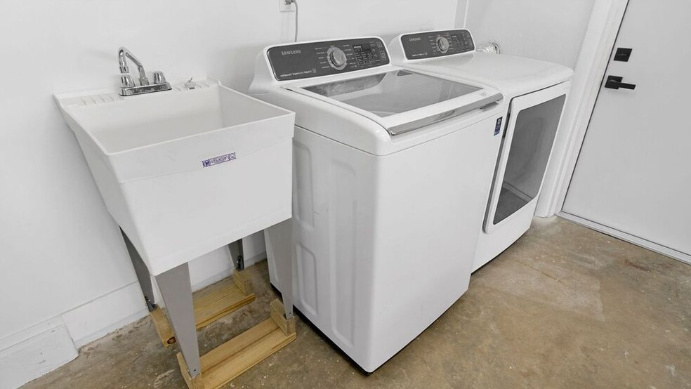 Washer and dryer are included - 5308 Darby Ct