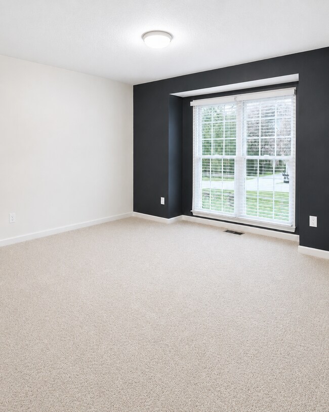 Building Photo - 3BDRM/ 2 BATH Single-level home in Fletcher, Lawn care included, Washer/dryer connection- easy co...
