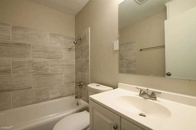 Building Photo - Updated 3BR/2BA Brick Home with Granite Kitchen & Fenced Yard — Kaufman ISD