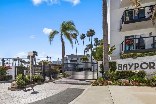 Building Photo - 2872 Coast Cir