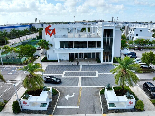 Building Photo - 6320 NW 104th Path