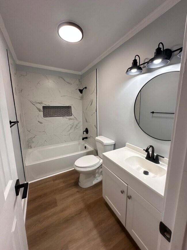 Building Photo - RENTAL HOME 4BD/3BTH