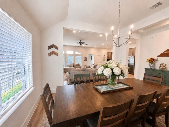 Building Photo - 2719 Sellers Island Dr