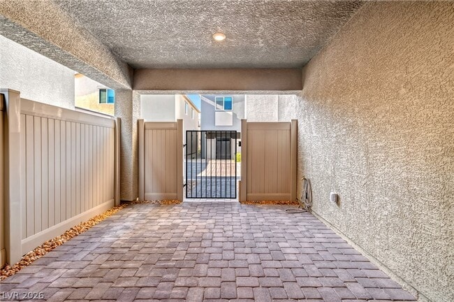 Building Photo - 7476 Onyx Star St