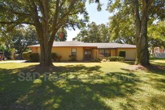Building Photo - 1715 High Point Dr