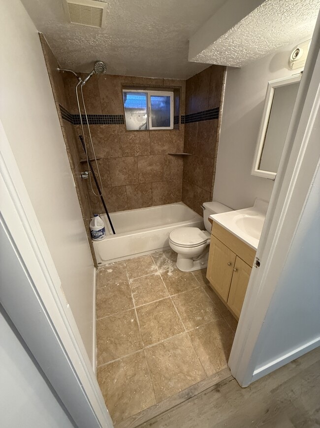 Building Photo - 4299 W Deno Dr