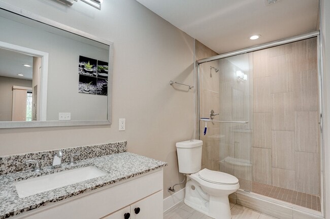 Building Photo - Stylish 2BD/2BA Two-Level Home with Firepl...