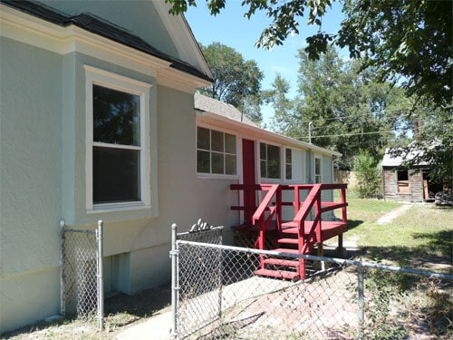 Building Photo - 536 W Monument St