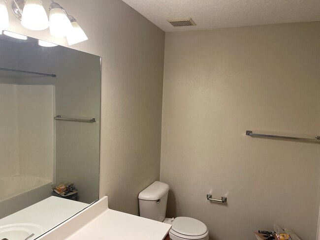 Building Photo - 1829 Shay-Lin Ct