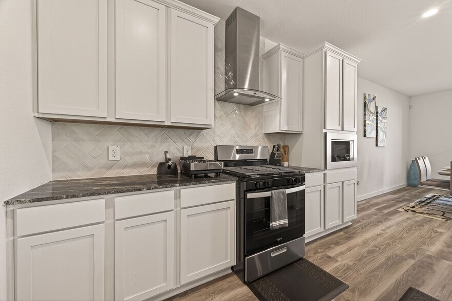 Building Photo - 10514 Wellesley Ter Trl