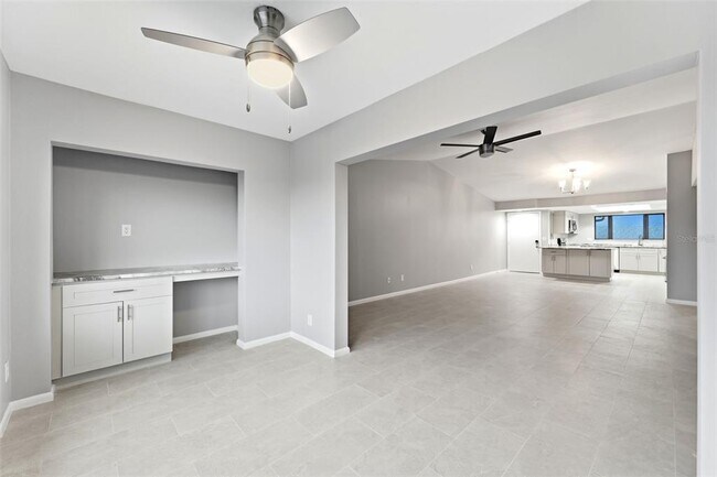 Building Photo - 845 Ladyfish Ave
