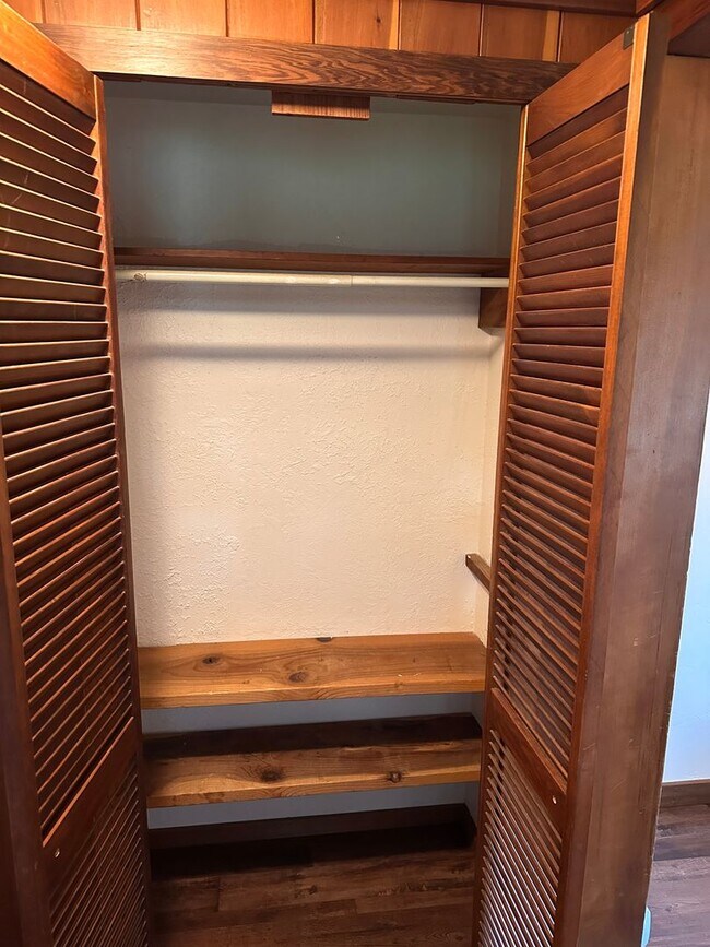 Building Photo - Sunny Fieldbrook 2 Bedroom House – Cat Friendly