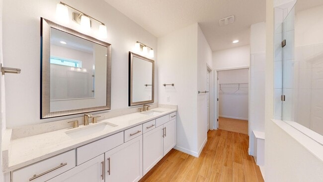 Building Photo - Resort-Style Living in Del Webb at Nocatee!