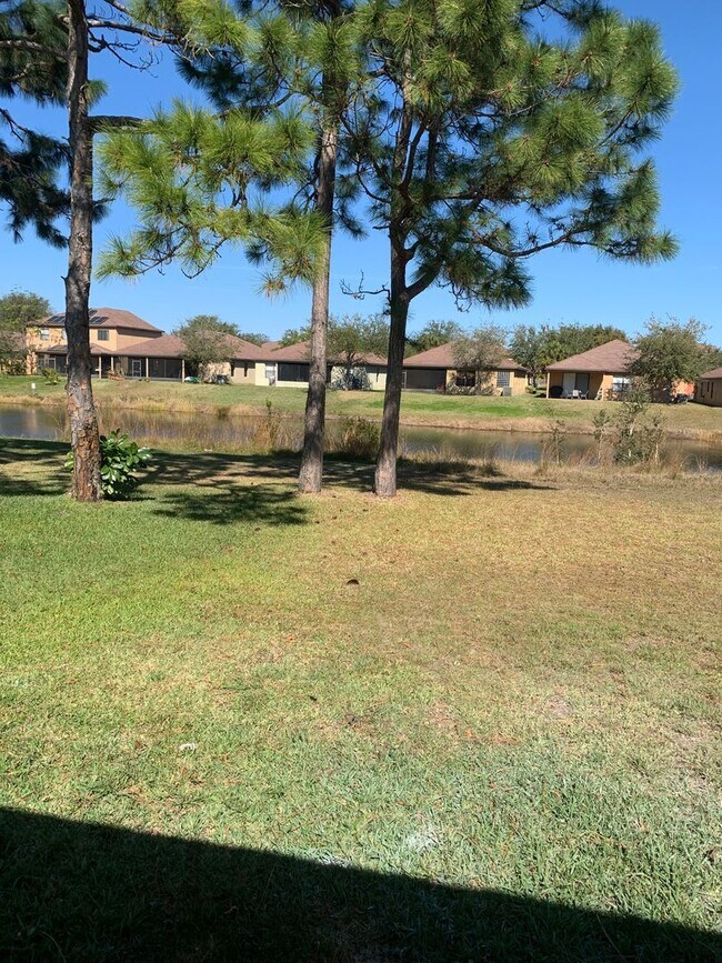 Building Photo - Beautiful 3 Bedroom, 2 Bathroom Home with Lake in Melbourne, FL!