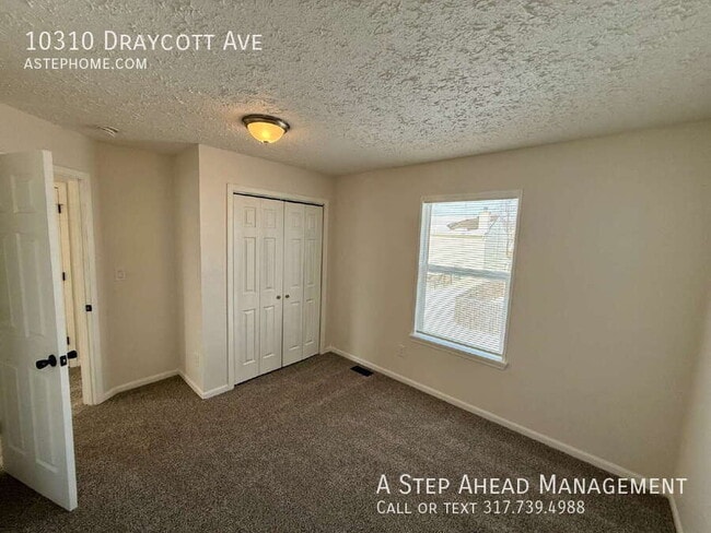 Building Photo - 10310 Draycott Ave