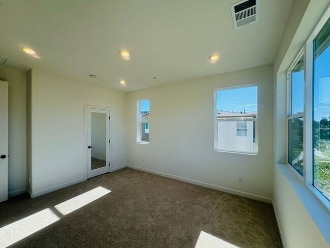 Building Photo - 12078 Aden Wy