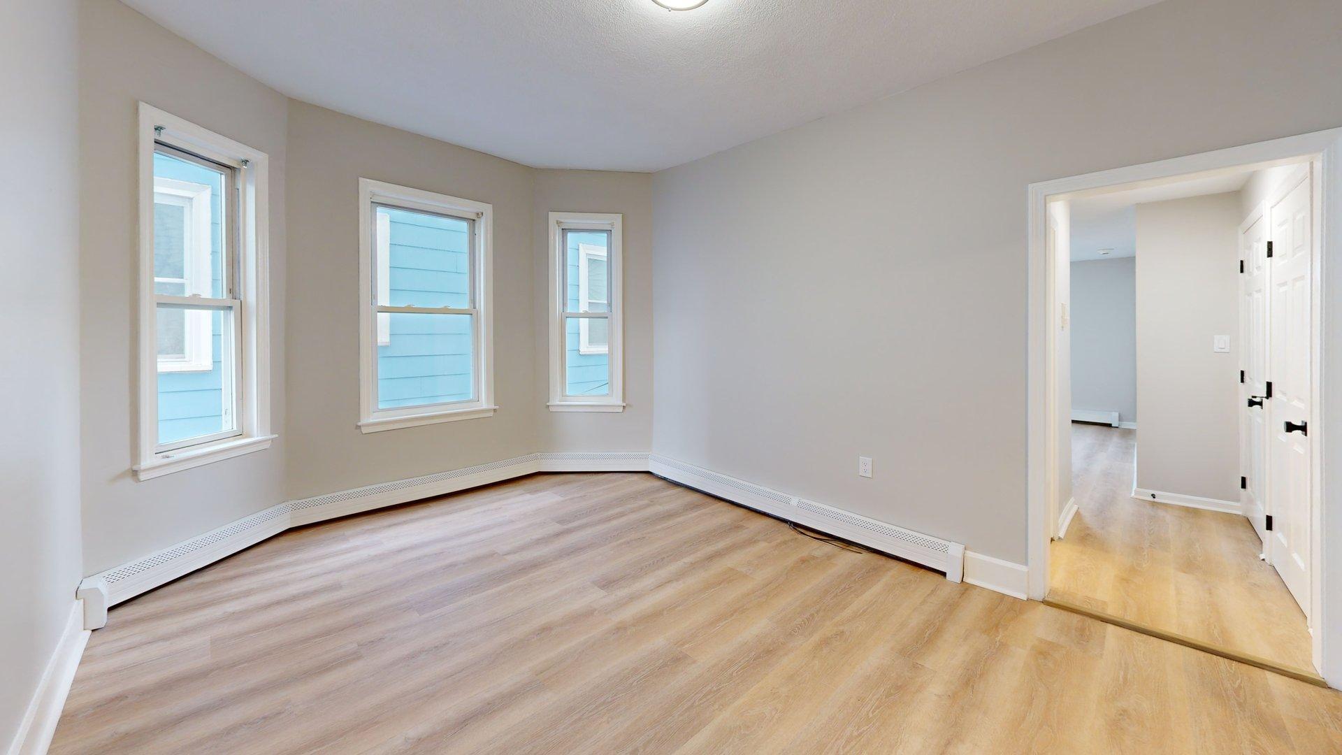 Building Photo - 165 Hichborn St