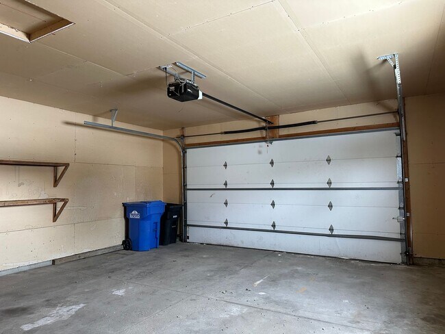 Building Photo - 1641 51st St S