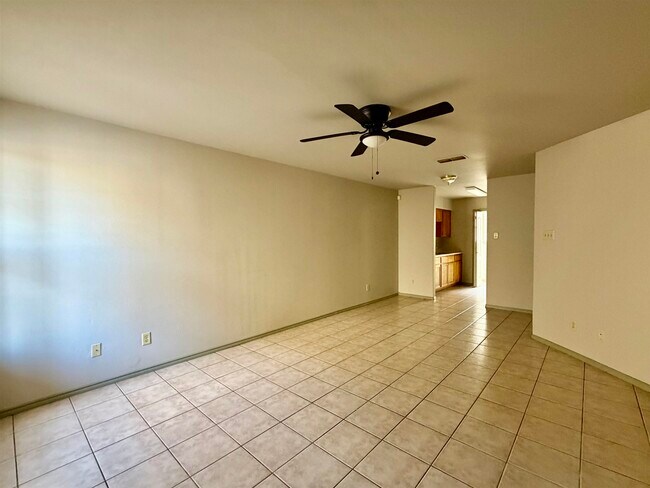 Building Photo - 507 Shiloh Dr