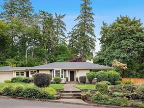 Building Photo - This stunning ranch is sure to please & the gorgeous