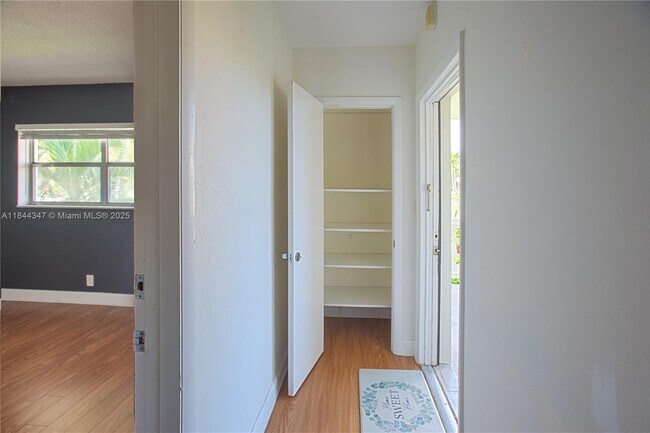 Building Photo - 4200 Crystal Lake Dr