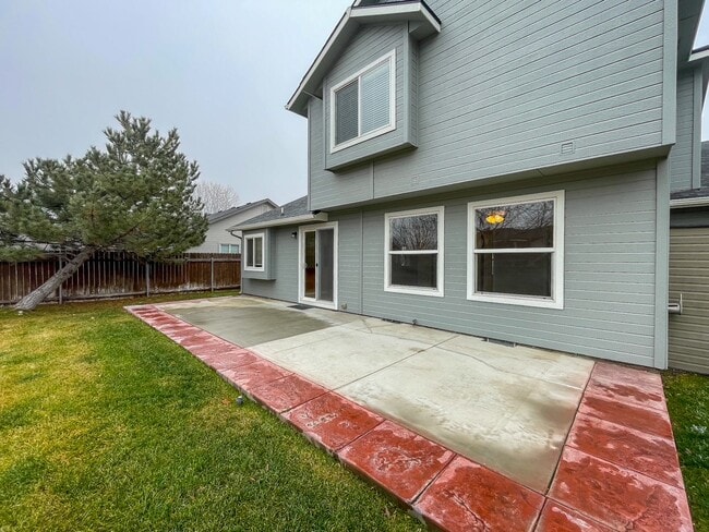 Building Photo - 4110 E Hayseed Ct