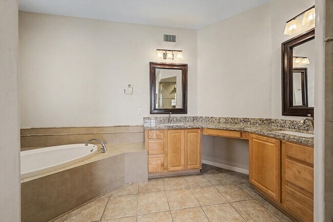 Building Photo - 28444 N 101st Pl