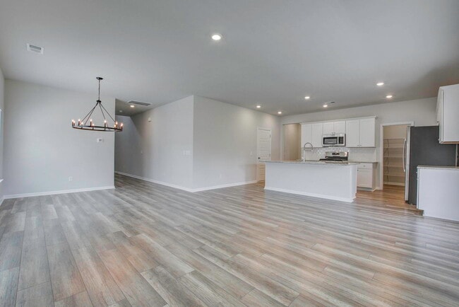 Building Photo - 142 Paddle Boat Wy