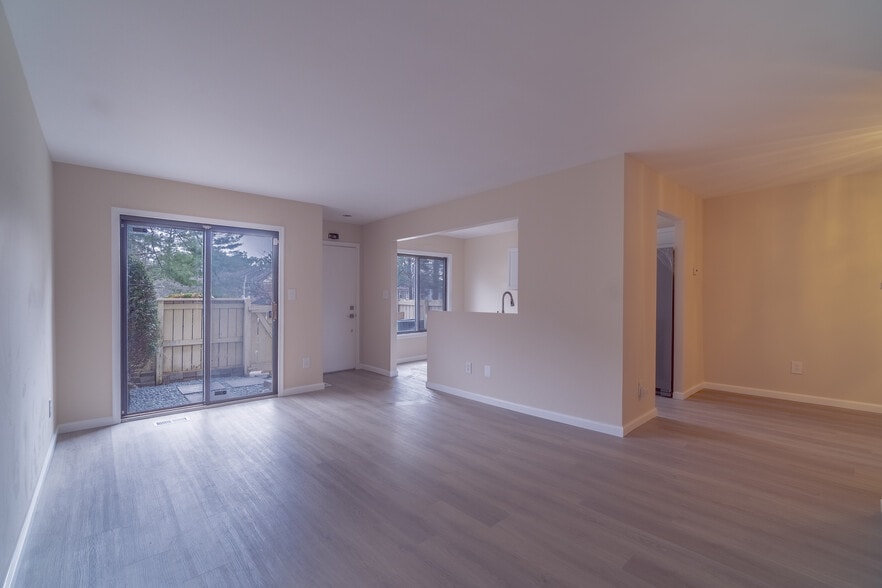 Building Photo - 9416 Penshurst Ct