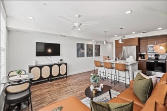 Building Photo - 120 N Madison Ave