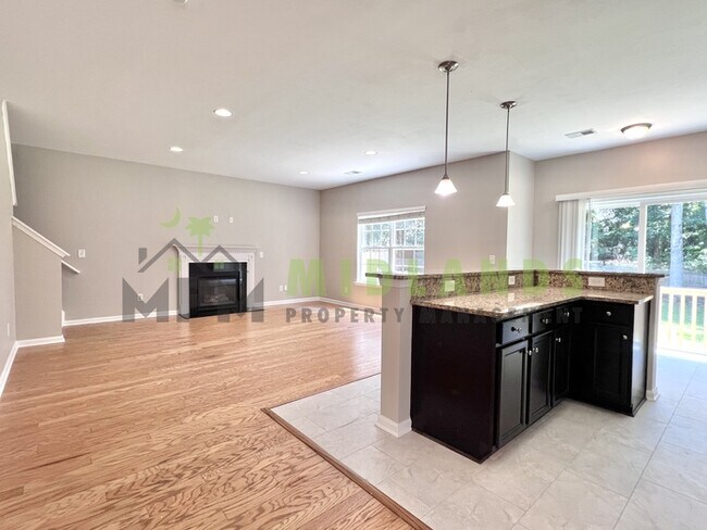 Building Photo - 464 Edenhall Dr