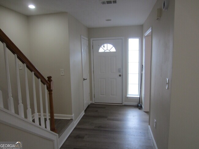 Building Photo - 4036 Oak Glenn Dr