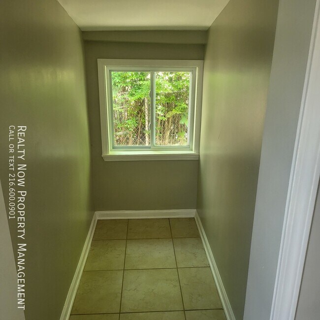 Building Photo - 18022 Marcella Rd