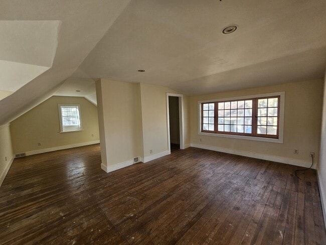 Building Photo - 9 Goldmont St