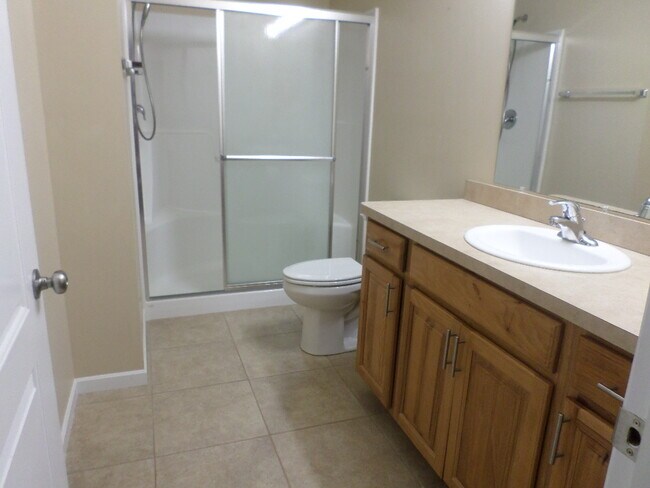 Master Bath - 18 Klines Cv
