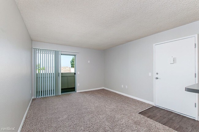 Building Photo - 8517 Paradise Valley Rd