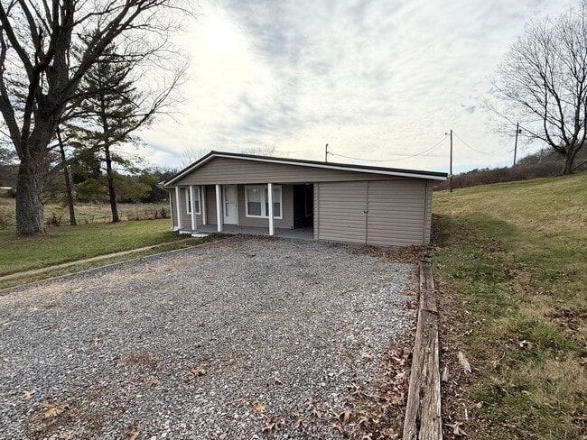 Building Photo - 443 Aud Orr Dr