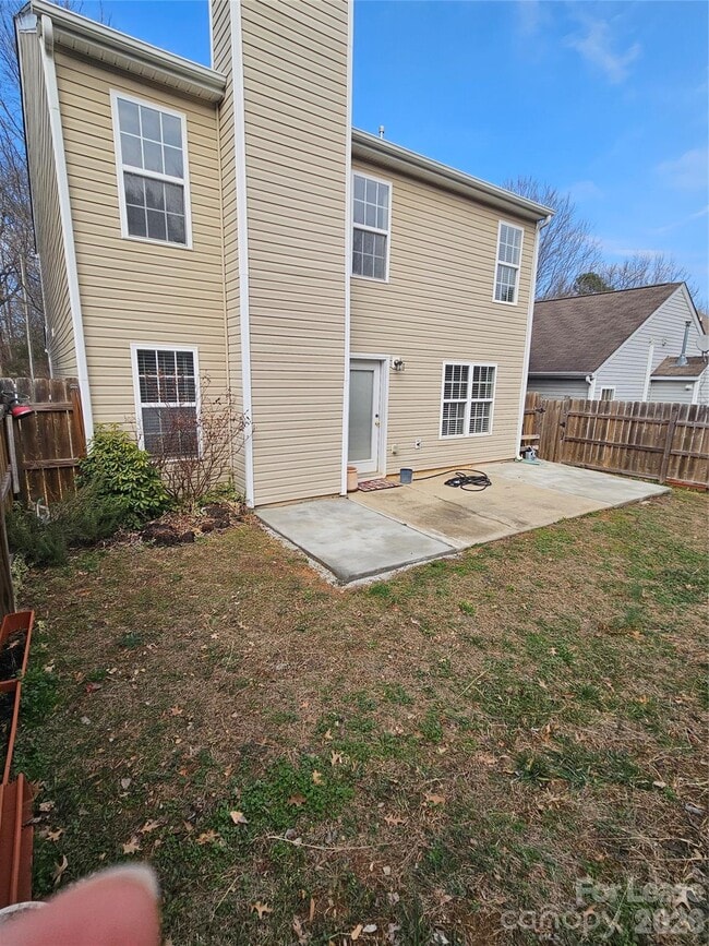 Building Photo - 2016 Cindy Creek Ln