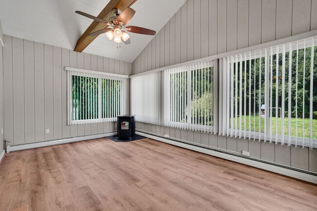 Building Photo - 293 Brainard Rd