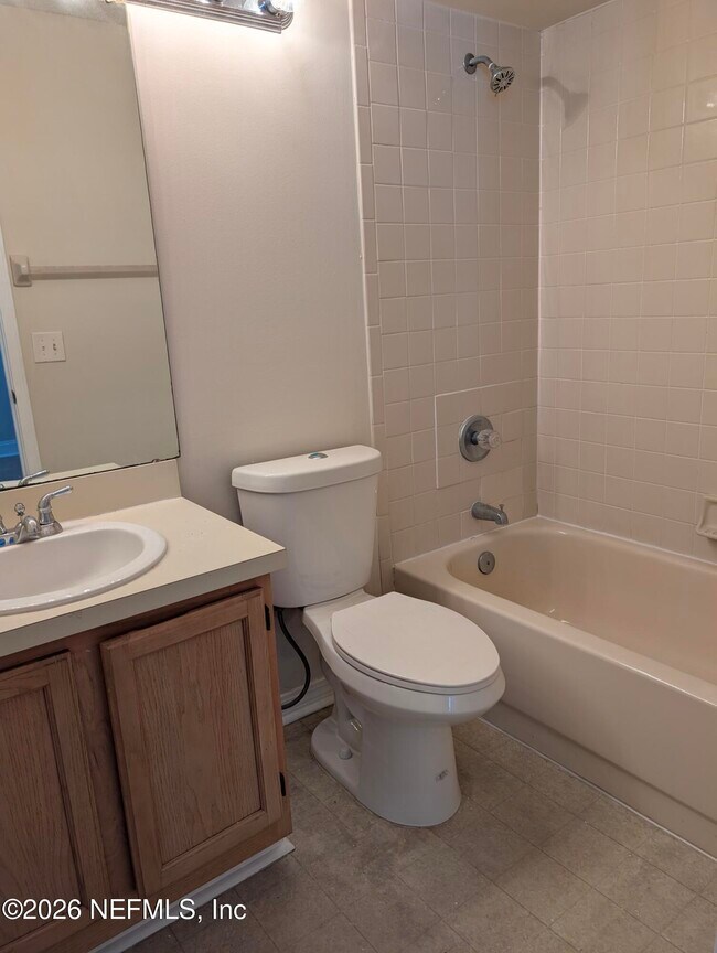 Building Photo - 8529 Sturbridge Cir W