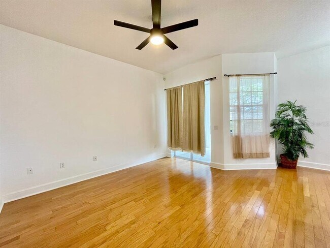 Building Photo - 8626 Miramar Terrace Cir