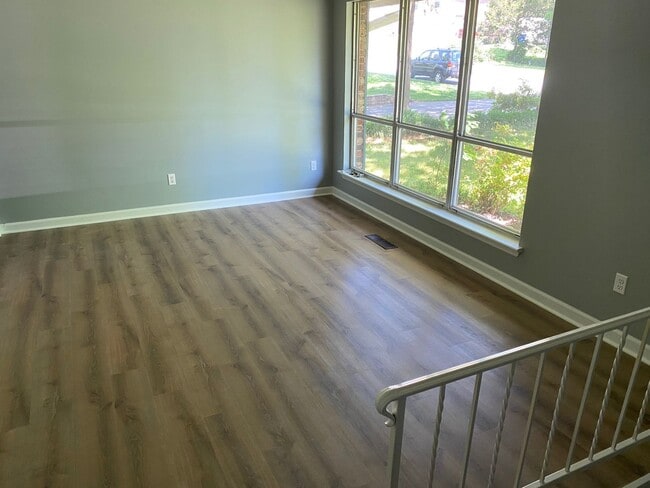 Building Photo - Three Bedroom, Large Lot, Pet Friendly,Hixson! ***Monthly rent $1900.00!***