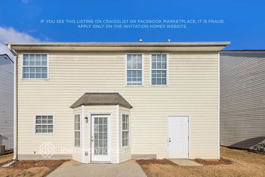 Building Photo - 347 Springhaven Way SE