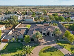 Building Photo - 11407 E Bellflower Ct