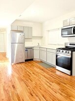 Building Photo - 1637 W 18th St