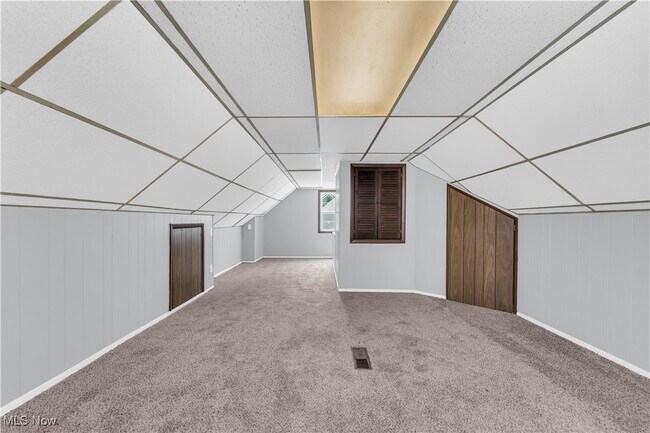 Building Photo - 5807 Orchard Ave