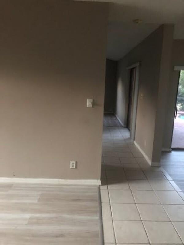 Building Photo - 4115 NW 70th Way