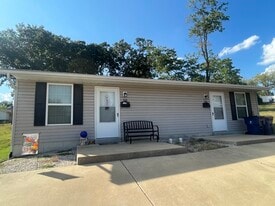 Building Photo - 510 N 5th St